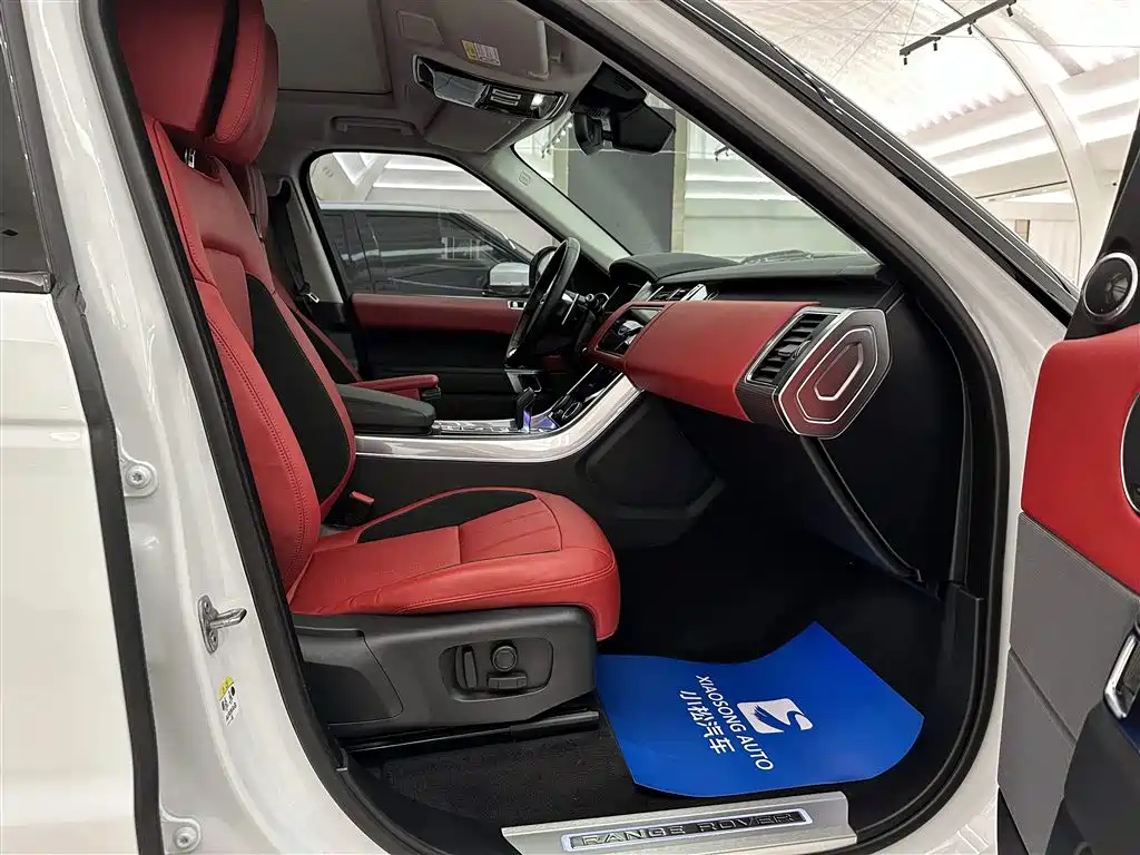 Land Rover Sport 2022 — фото 17