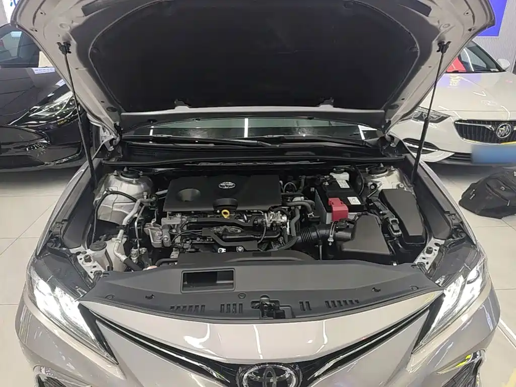 Toyota Camry 2023 — фото 20