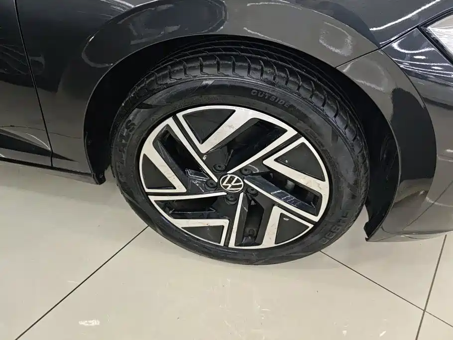 Volkswagen Sagitar 2023