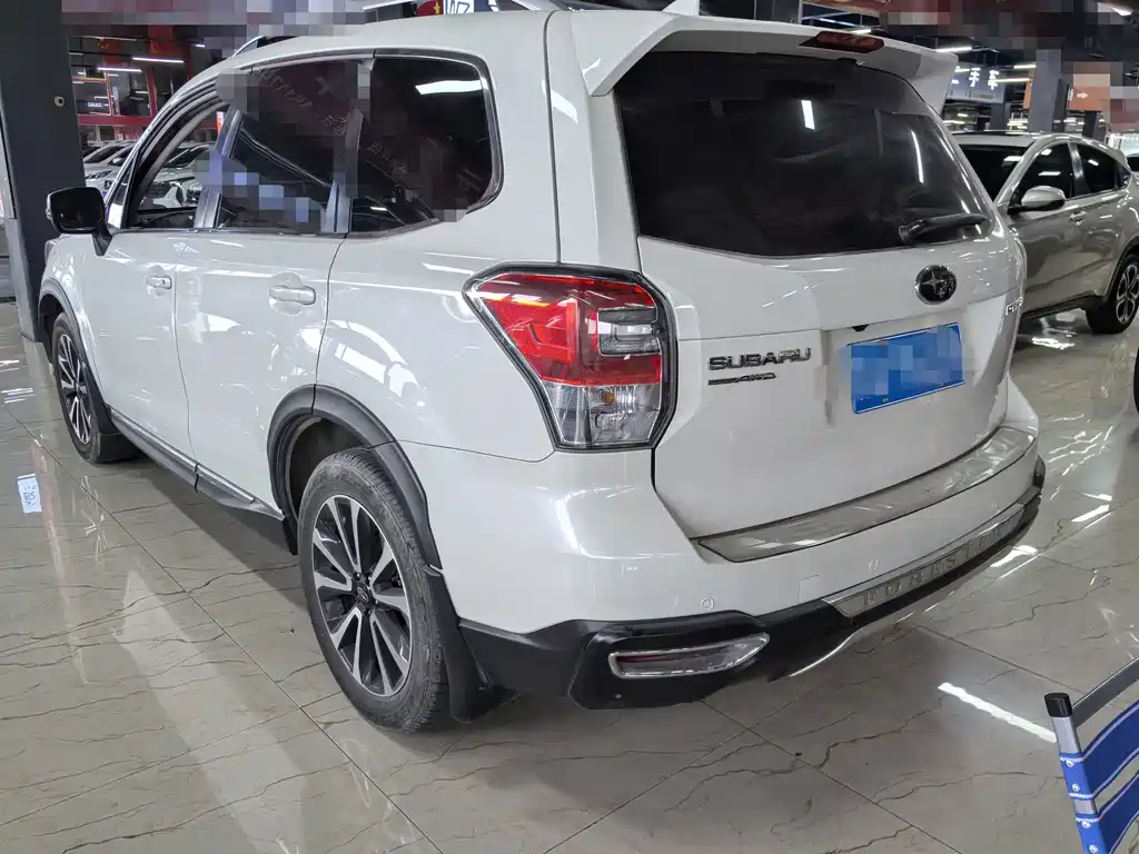 Subaru Forester 2016