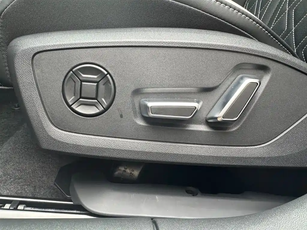 Audi A5L 2026 — фото 16