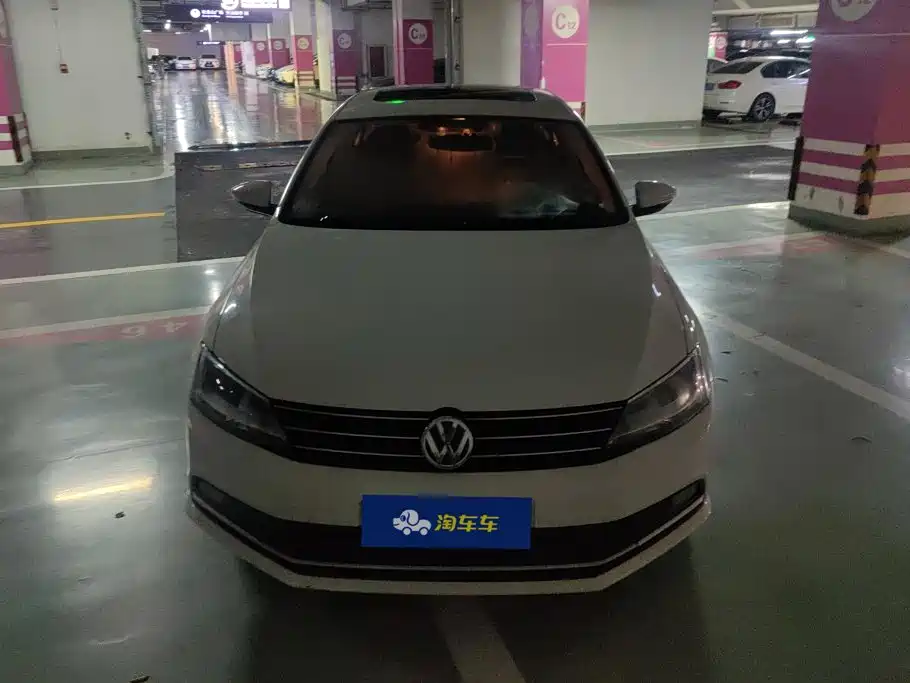 Volkswagen Sagitar 2017