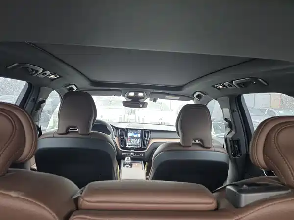 Volvo XC60 Plug-In Hybrid 2026