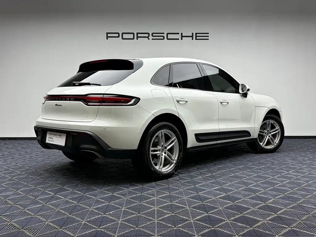 Porsche Macan 2023 — фото 2