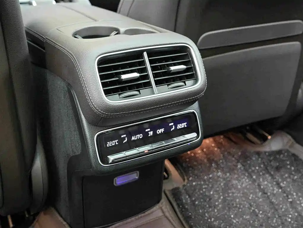 Mercedes-Benz GLS 2024 — фото 17