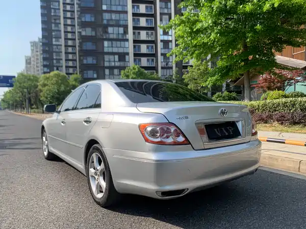 Toyota Reiz 2008