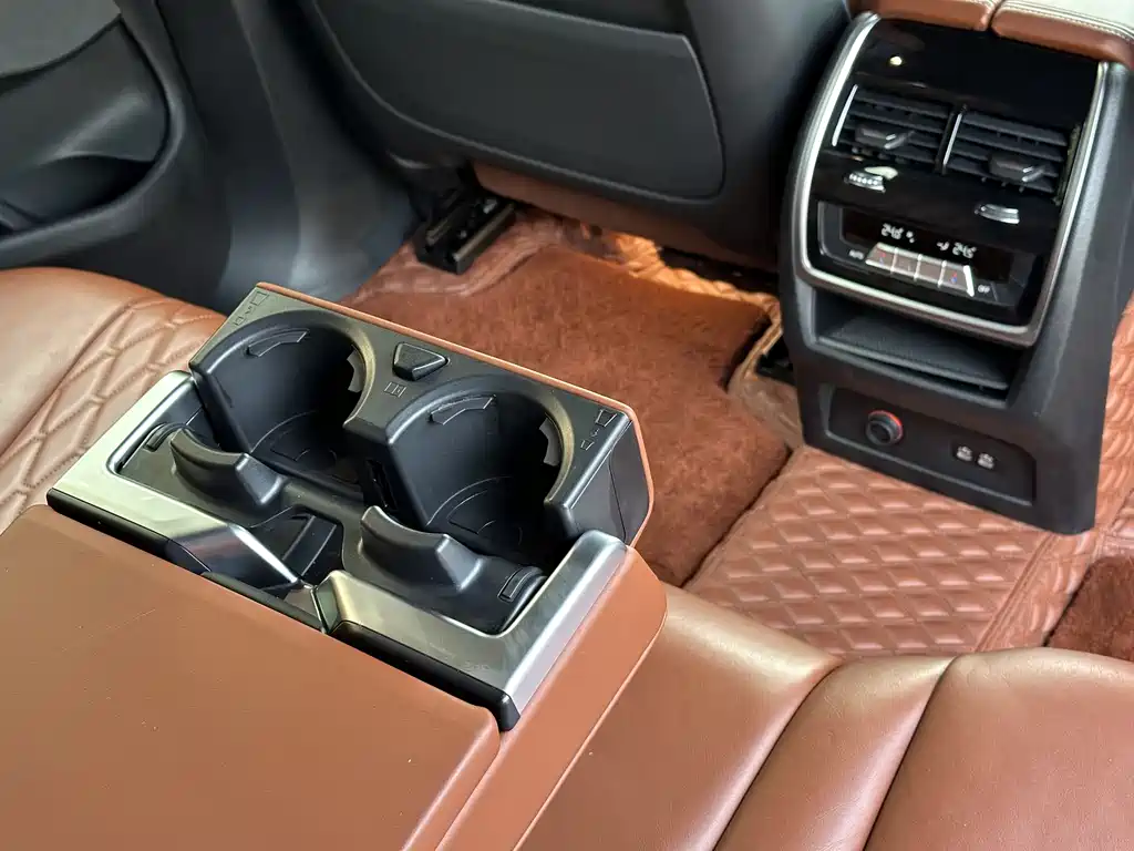 BMW X7 2020 — фото 25