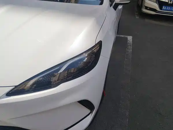 BYD Seal 05 DM-i 2025