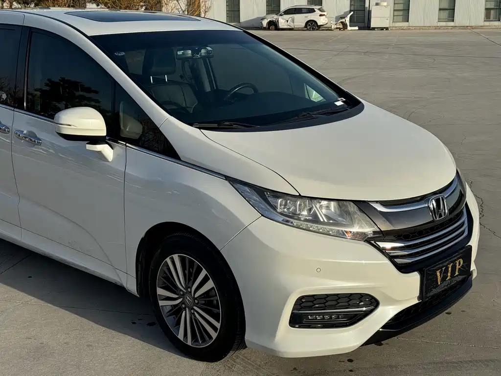 Honda Odyssey 2019 — фото 3