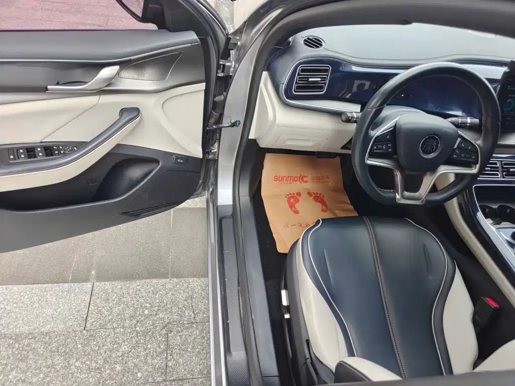 BYD Qin PLUS 2022 — фото 9