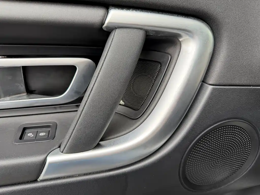 Land Rover Discovery Sport 2019 — фото 22