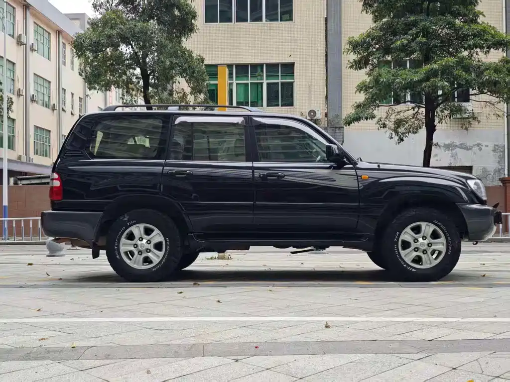 Toyota Land Cruiser 2003 — фото 13