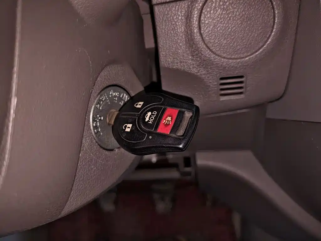 Nissan Sunny 2015 — фото 17