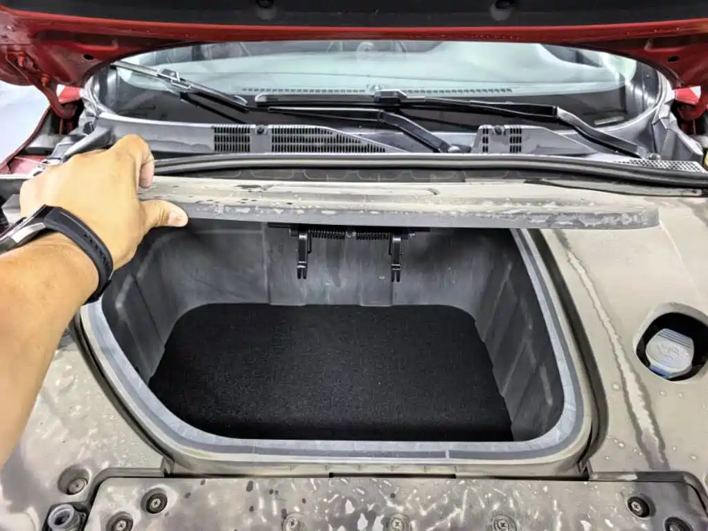 Roewe RX5 New Energy 2018 — фото 14