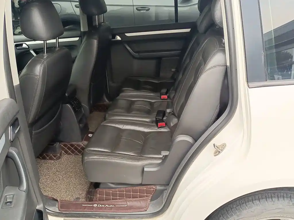 Volkswagen Touran 2015 — фото 15