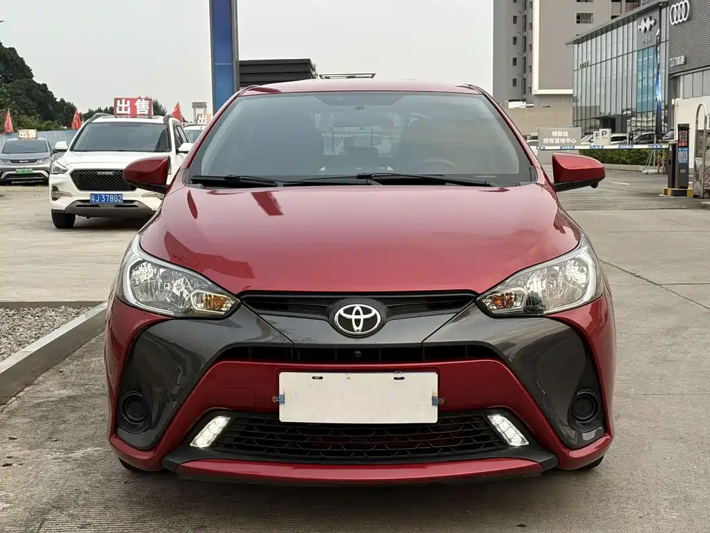 Toyota Yaris L 2019 — фото 2