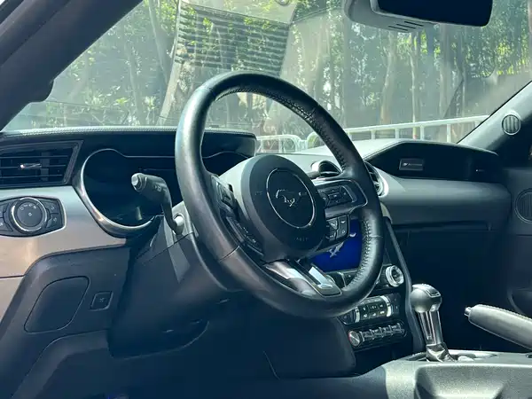 Ford Mustang 2023