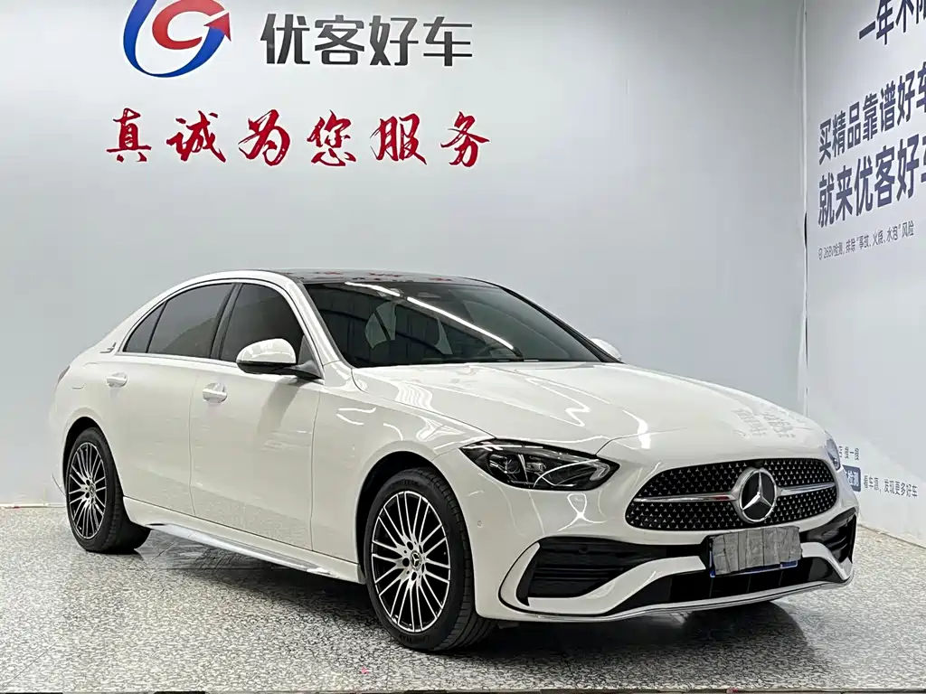 Mercedes-Benz C-Class 2023 — фото 3
