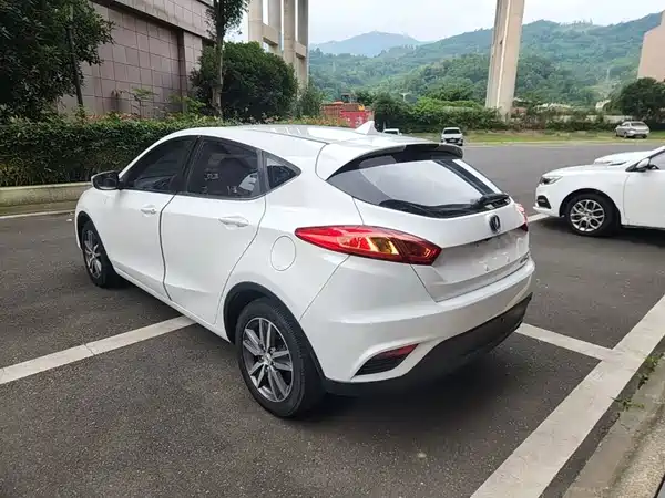 Changan Eado XT 2016