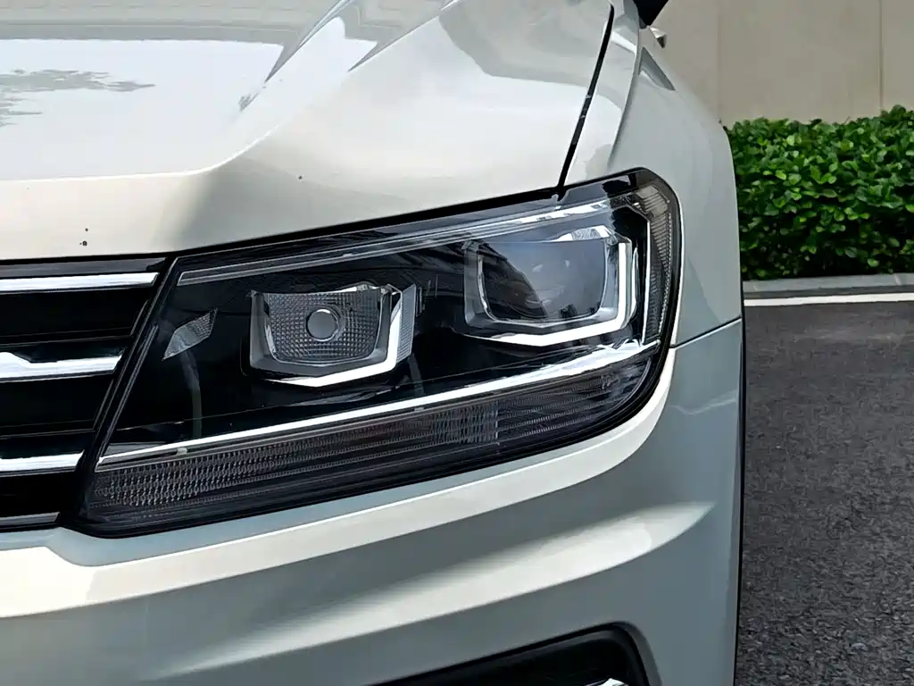 Volkswagen Tiguan L 2020 — фото 20