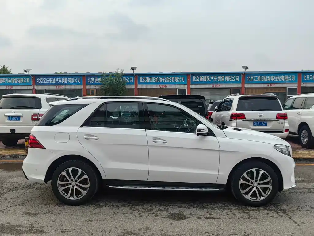 Mercedes-Benz GLE 2017