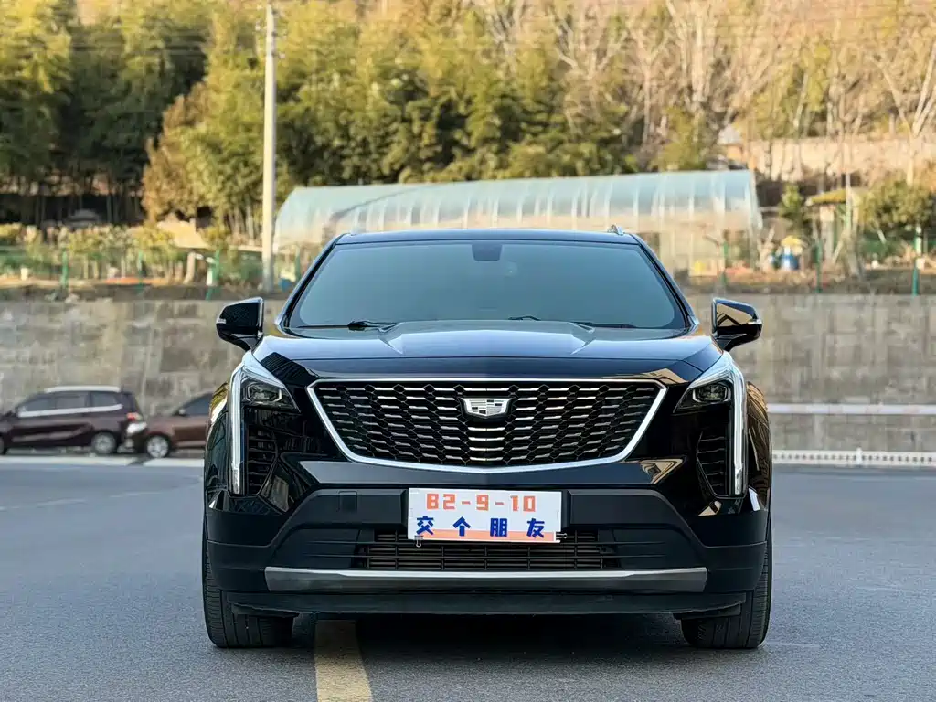Cadillac XT4 2021 — фото 2