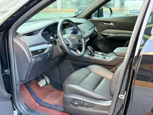 Cadillac XT4 2021