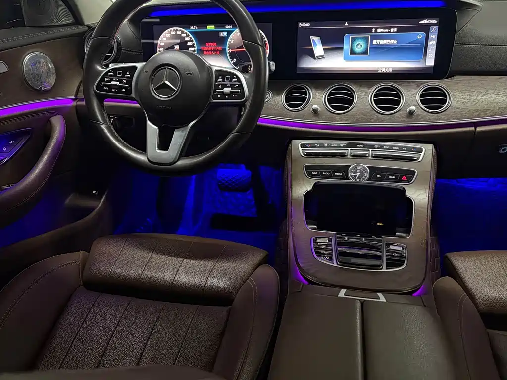 Mercedes-Benz E-Class 2019 — фото 9