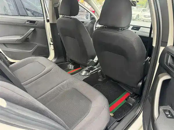 Volkswagen Santana 2015