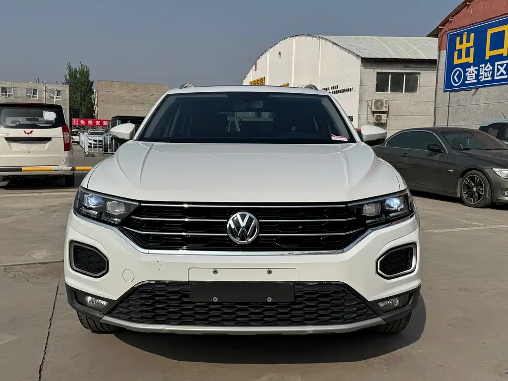 Volkswagen T-Roc 2019 — фото 2