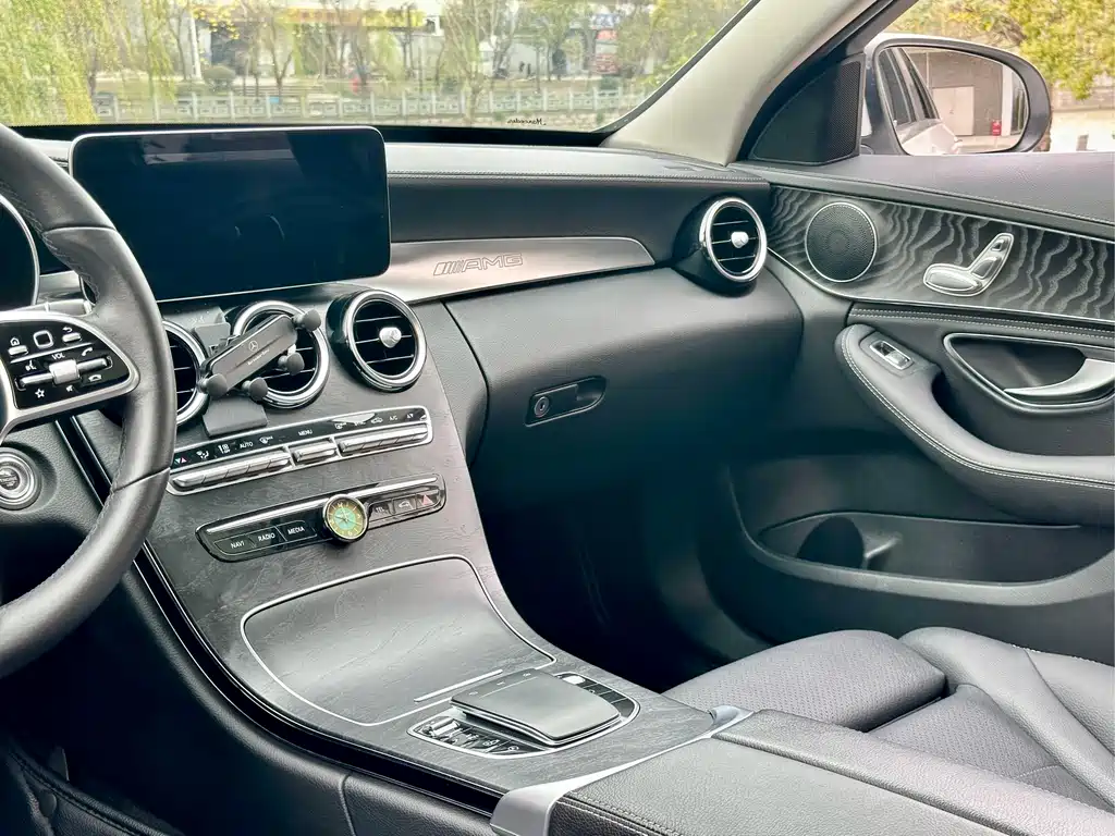 Mercedes-Benz C-Class 2018 — фото 15