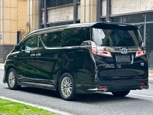 Toyota Vellfire 2021