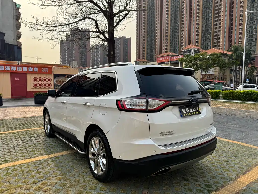 Ford Edge 2017 — фото 4