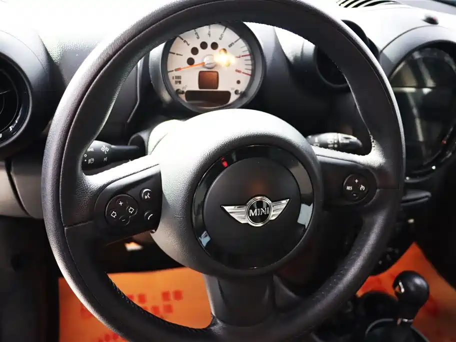 MINI Countryman 2014 — фото 14
