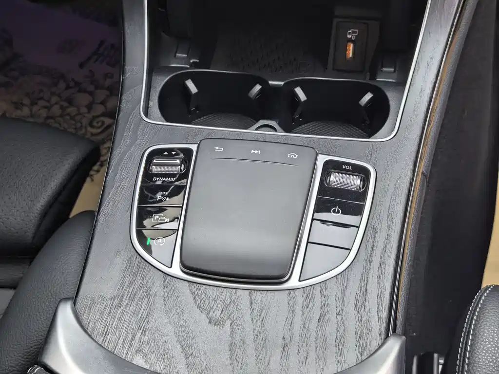 Mercedes-Benz C-Class 2021 — фото 16