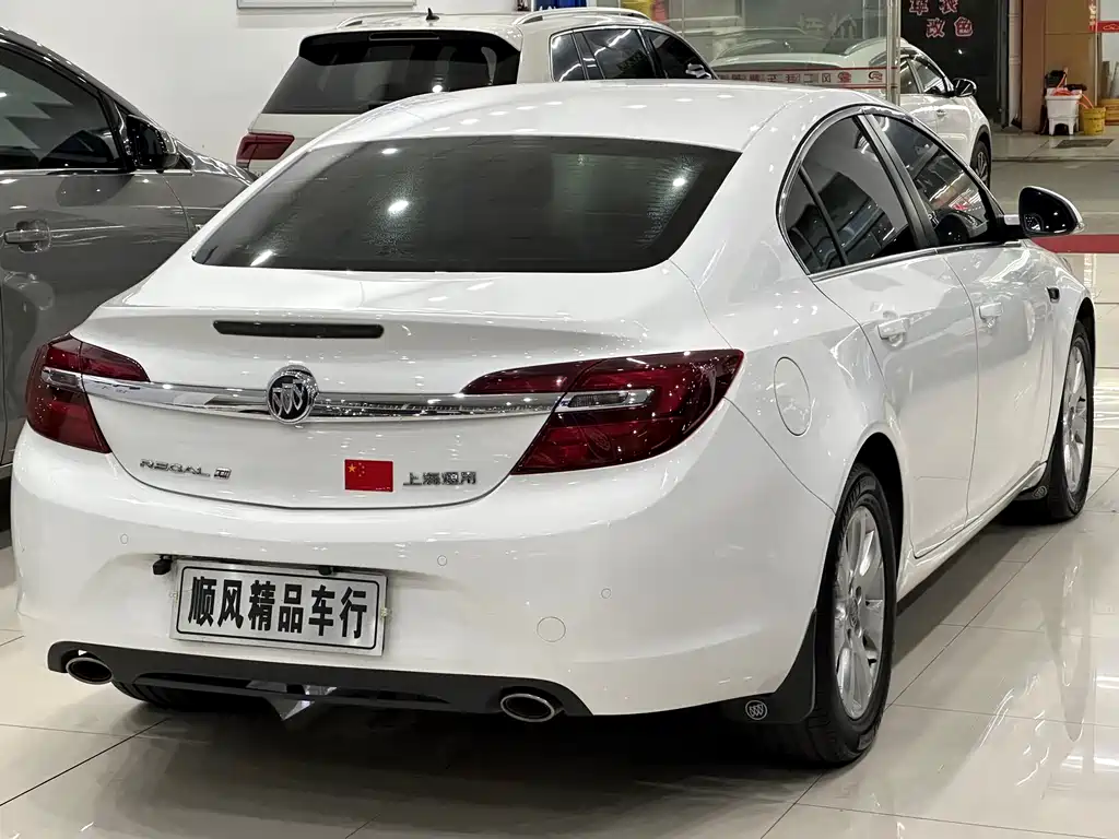 Buick Regal 2015 — фото 30