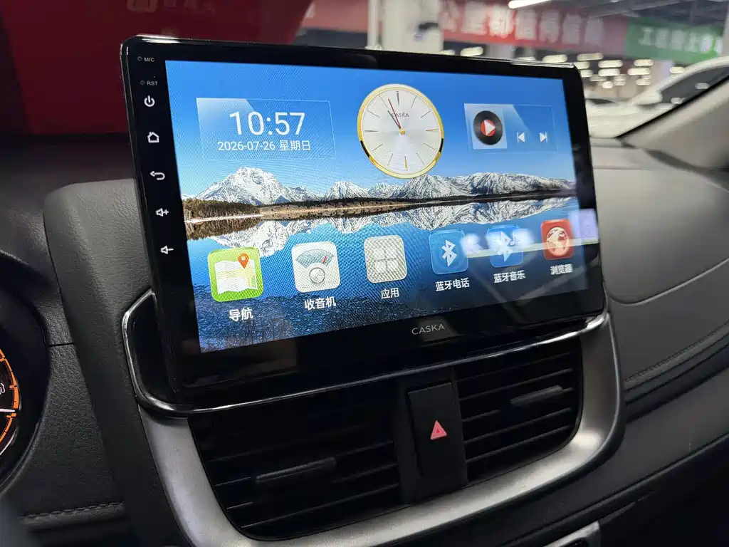 Toyota Yaris L 2022 — фото 15