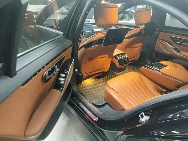 Mercedes-Benz S-Class 2021
