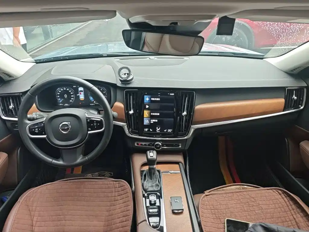 Volvo S90 2020 — фото 10