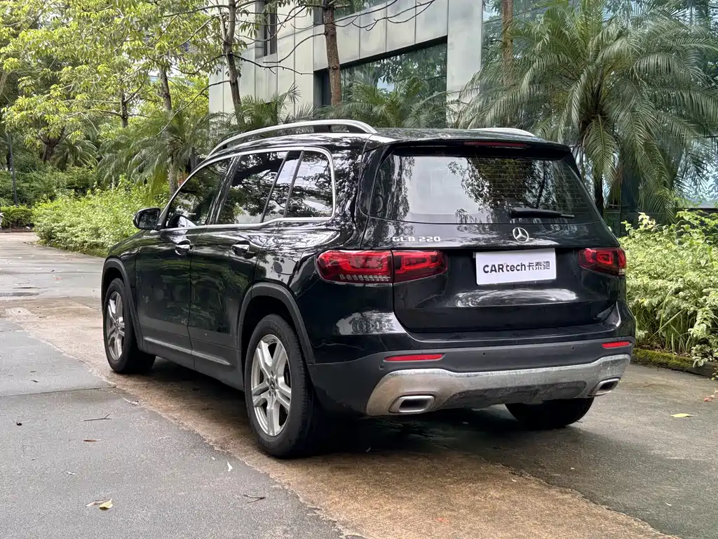 Mercedes-Benz GLB 2022