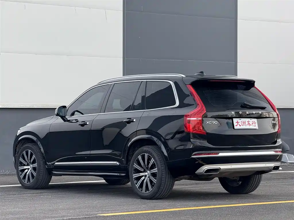 Volvo XC90 2021 — фото 4