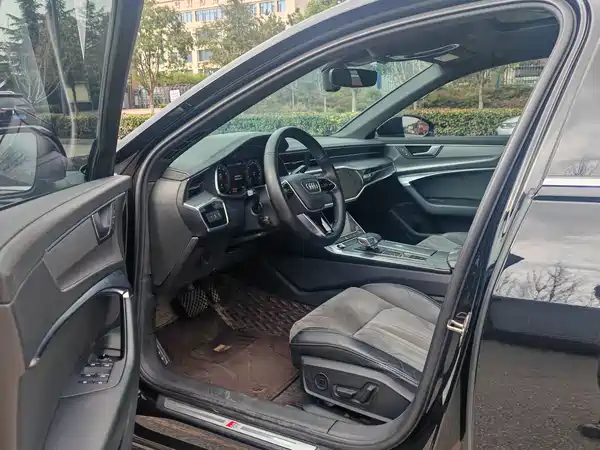 Audi A6L 2021