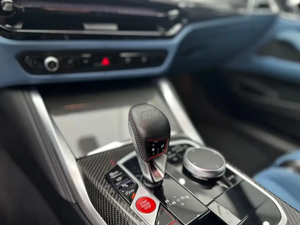 BMW M4 2025 — фото 12