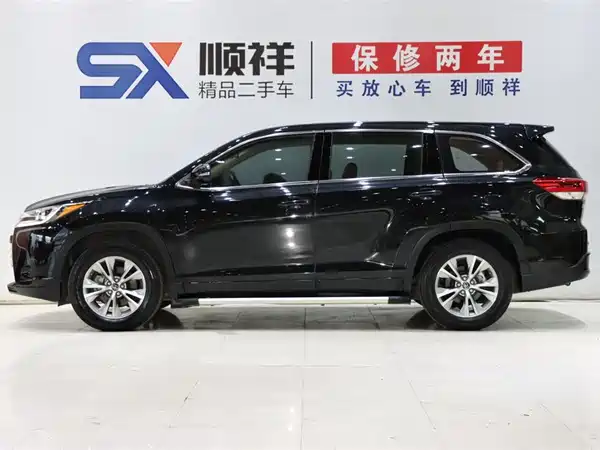 Toyota Highlander 2021