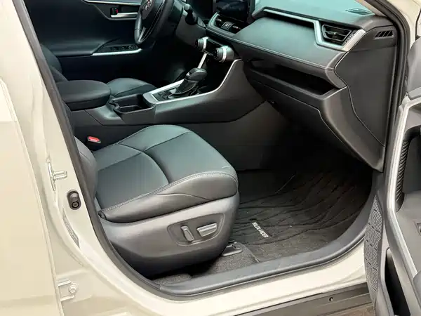 Toyota Wildlander 2024