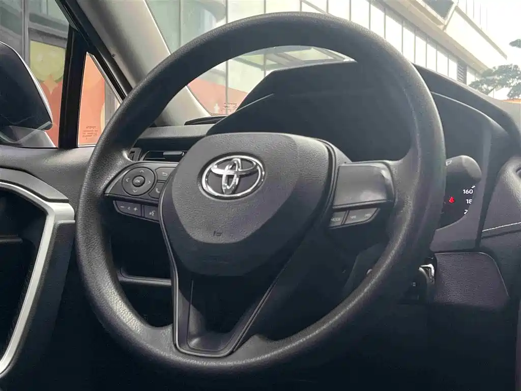Toyota Wildlander 2023 — фото 33