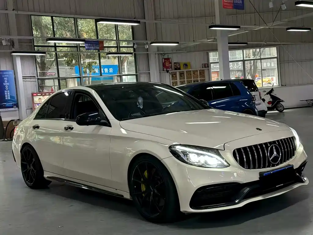 Mercedes-Benz C-Class AMG 2018 — фото 9