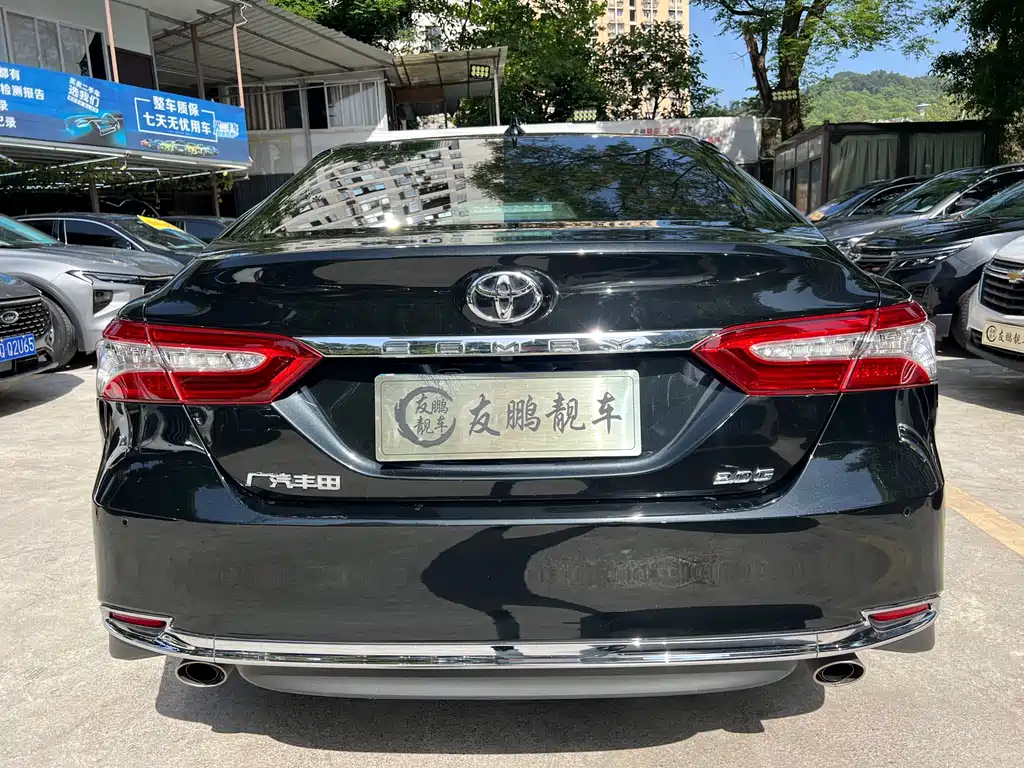 Toyota Camry 2024 — фото 23