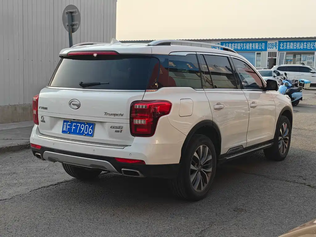 GAC Motor Trumpchi GS8 2018 — фото 11