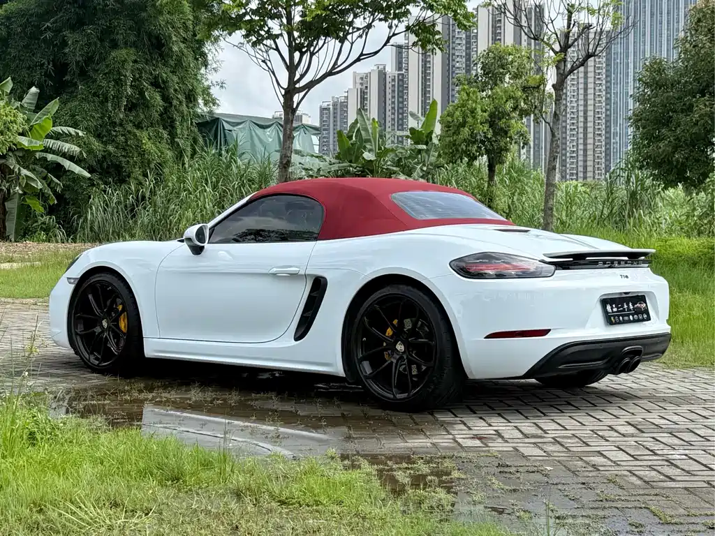 Porsche 718 2016 — фото 16